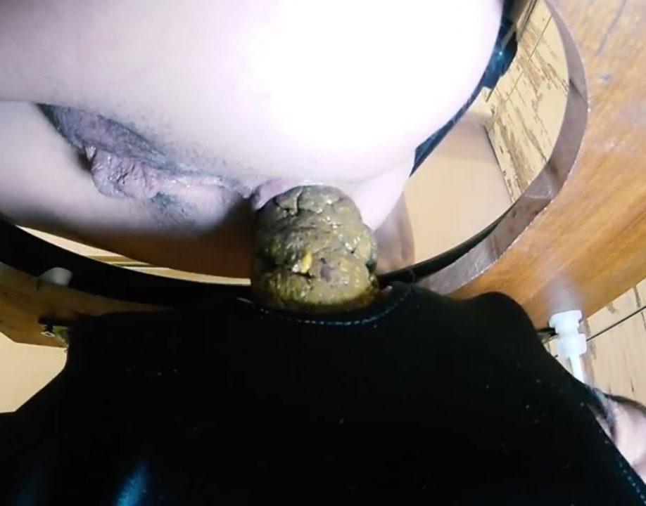 Cruel Russian Mistress Shits on her Pathetic Toilet Slave